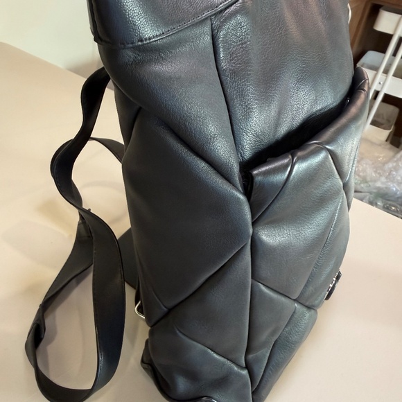 Cole Haan Grand Ambition Convertible Puff Backpack Black - Picture 3 of 14
